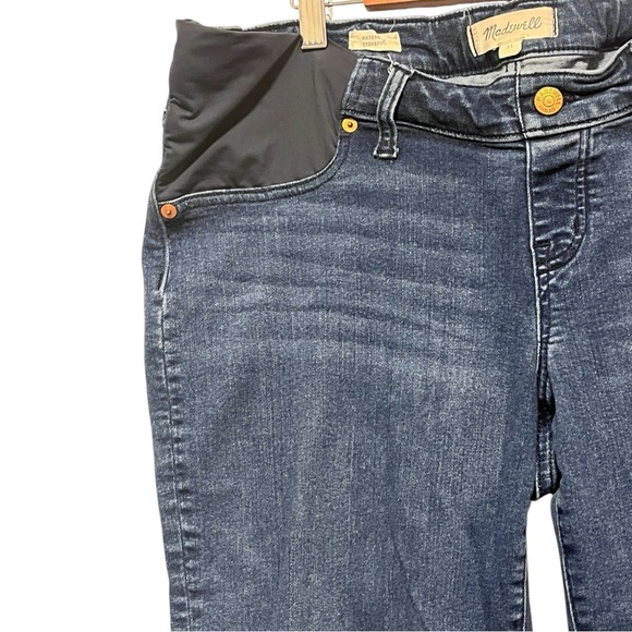 Madewell Maternity Side-Panel Stovepipe Jeans in
Dahill Wash Size 31 - Picture 8 of 13